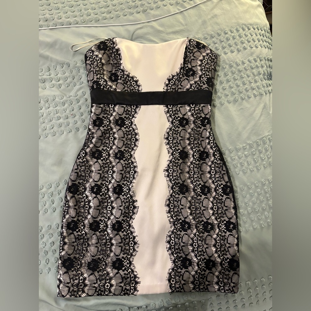 Max and Cleo strapless dress